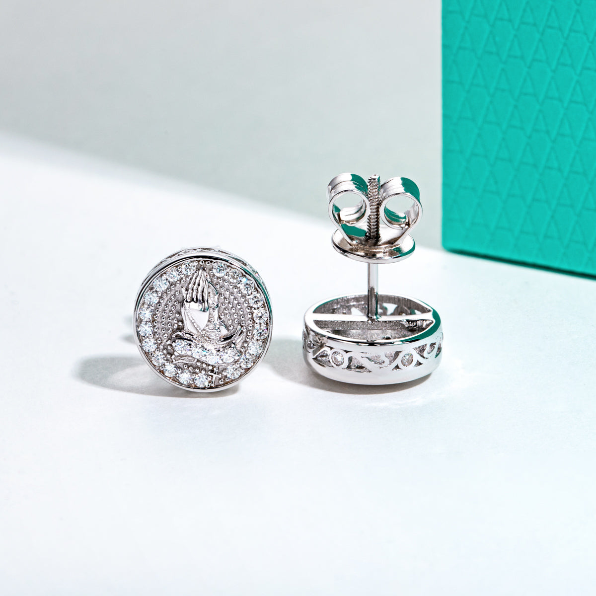Round Moissanite S925 Silver Stud Earrings