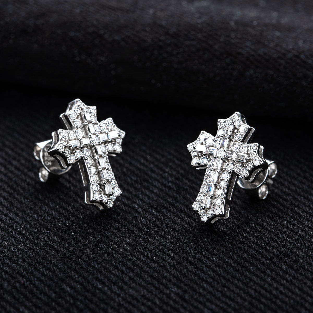 S925 Sterling Silver Cross Moissanite Stud Earrings