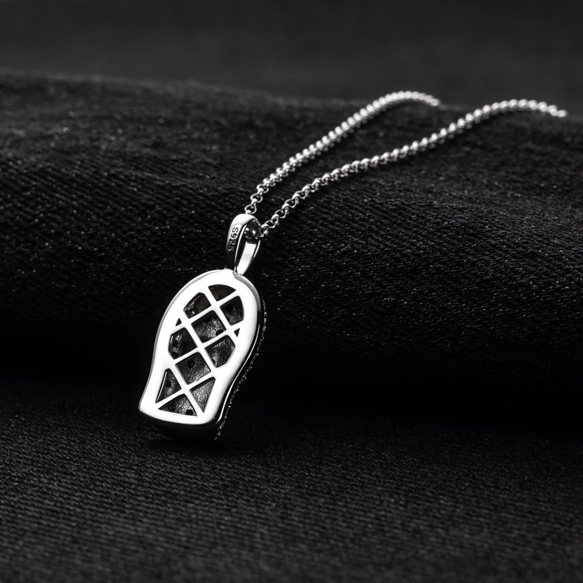 S925 Sterling Silver Masked Man Moissanite Pendant
