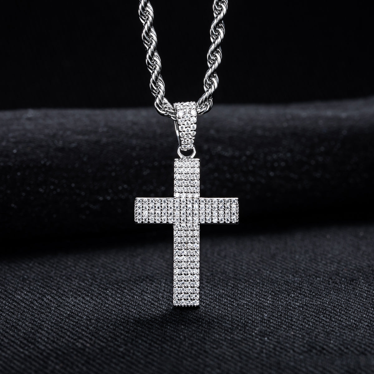 S925 Sterling‑Silver Round Moissanite Cross Pendant
