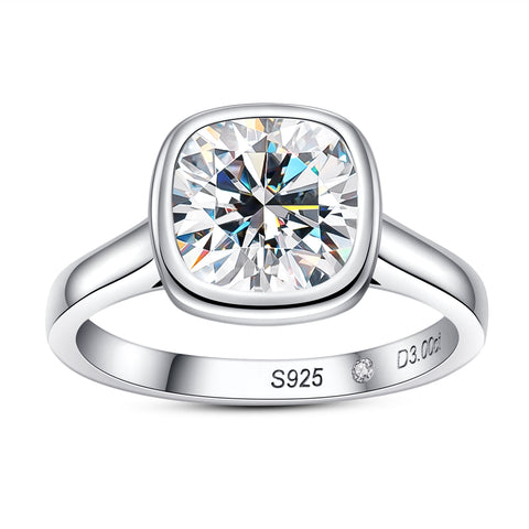 Solitaire Moissanite Diamond Engagement Ring (3 CT)