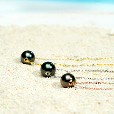 AnuClub Gold Tahitian Black Pearl Necklace