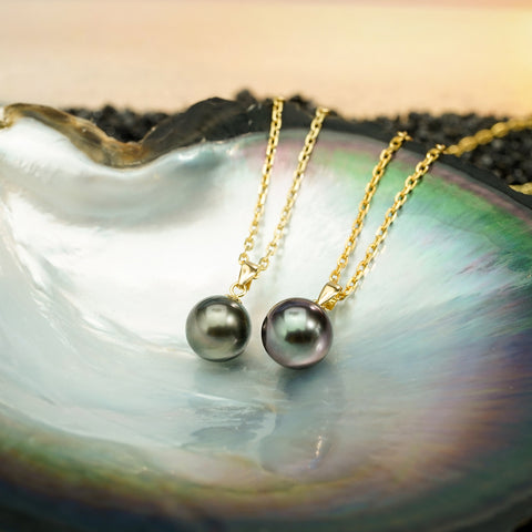 AnuClub Tahitian Black Pearl Necklace