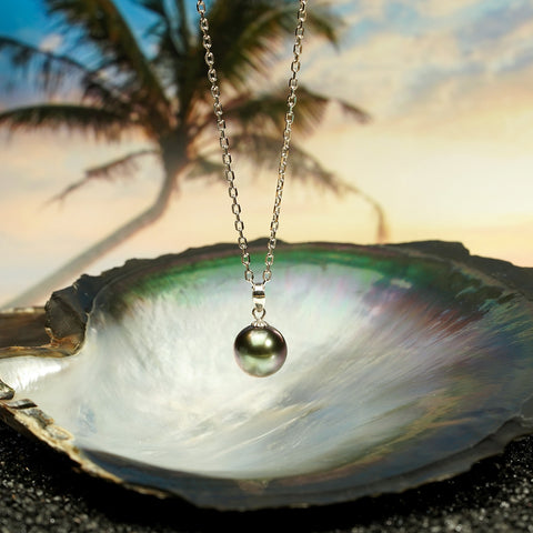 AnuClub Tahitian Black Pearl Necklace