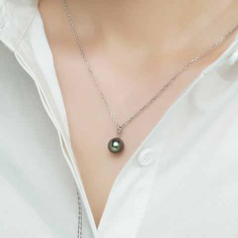 AnuClub Tahitian Black Pearl Necklace