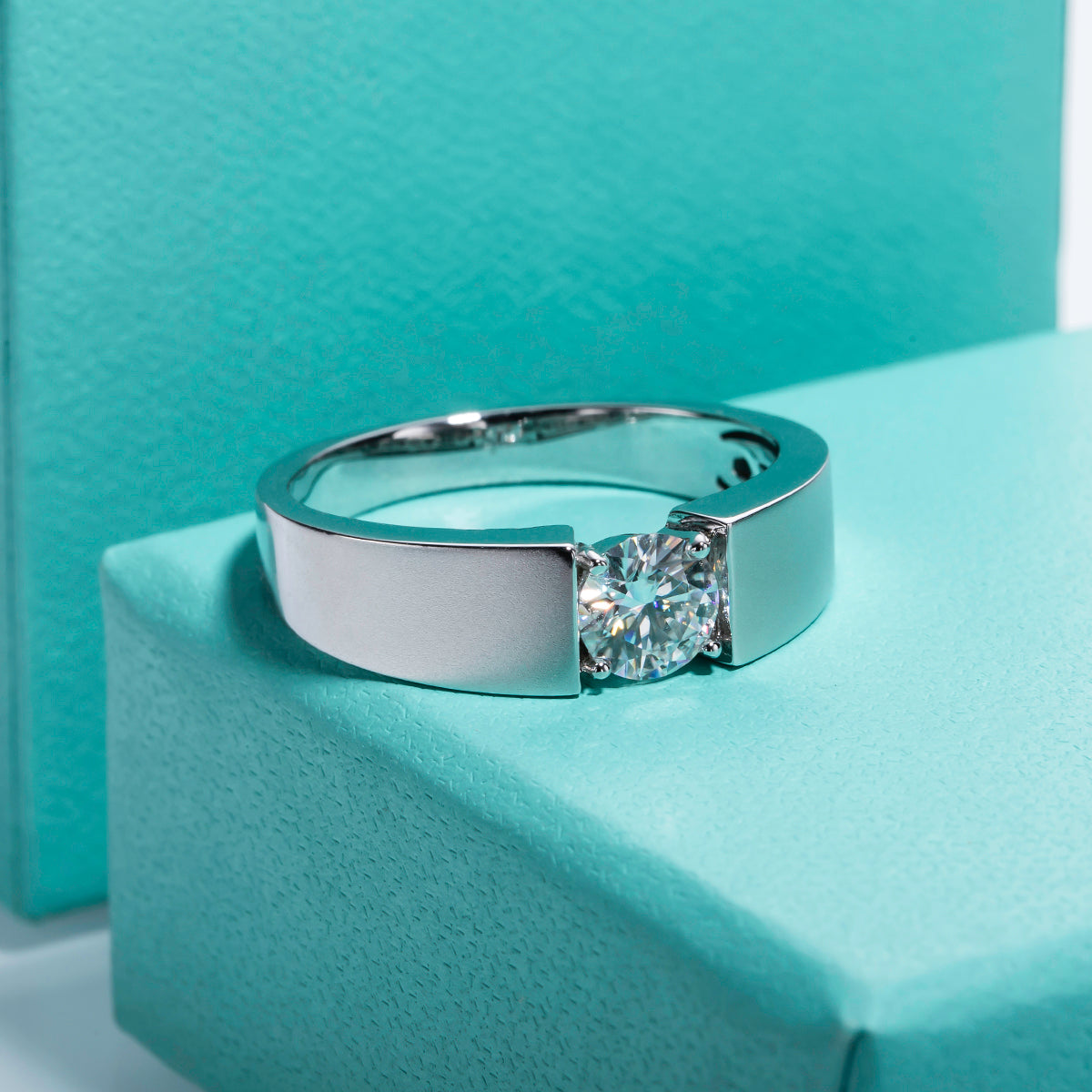 Tension Moissanite Diamond Men's Engagement Ring (1/2/3CT)