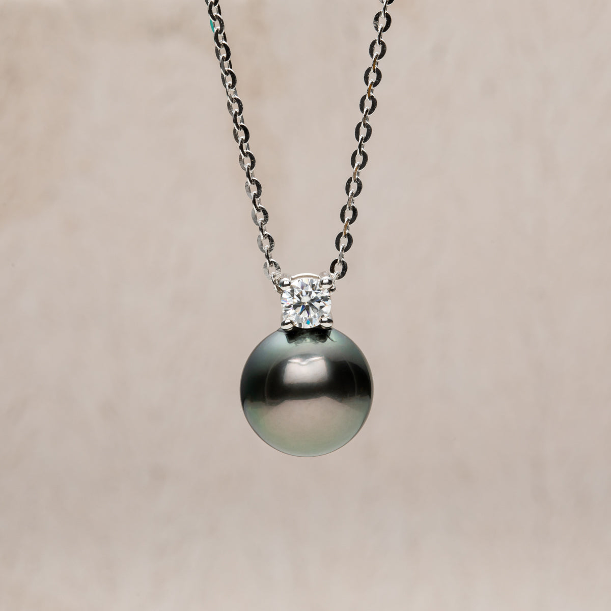 AnuClub Tahitian Black Pearl Moissanite Necklace