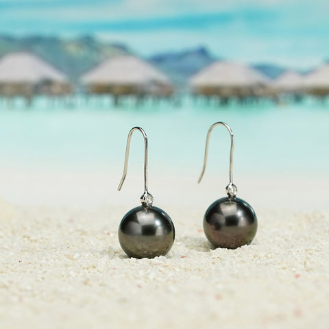 AnuClub 18K Tahitian Black Pearl Earrings