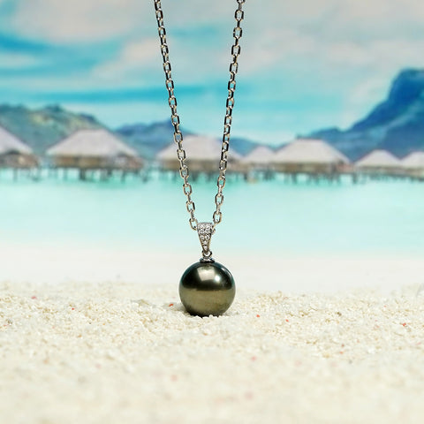 AnuClub 18K Gold Tahitian Black Pearl Necklace (10-11mm)